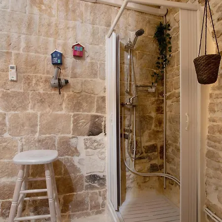 La Cantina Guest house *