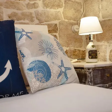 La Cantina Guest house *